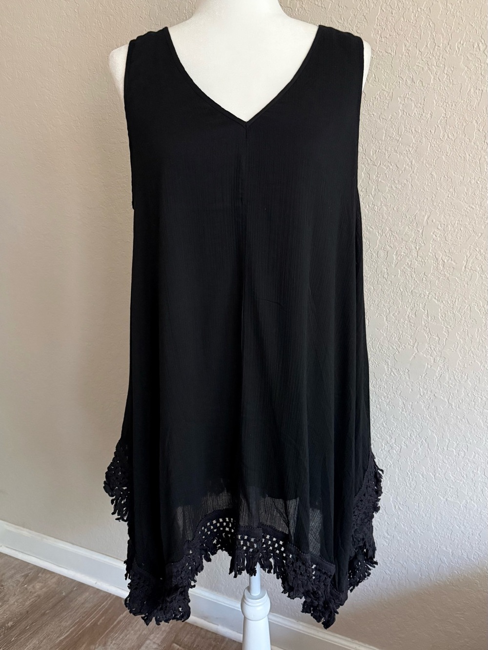 Umgee Black Crochet Tassel Handkerchief Hem Boho Dress XL NIP